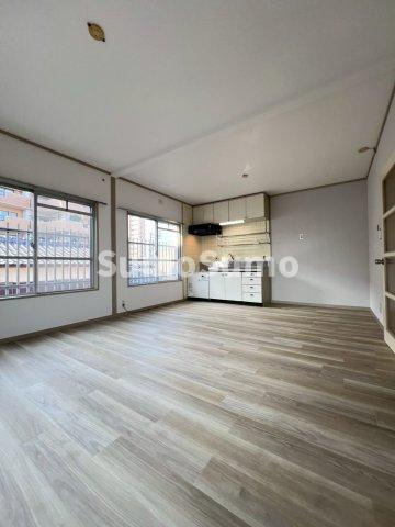 北﨑コーポの居間・リビング