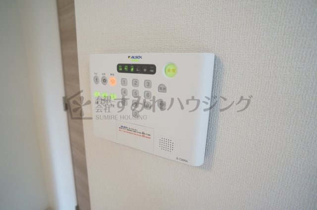 D-room昆陽北のセキュリティ|参考、同建物・反転間取りの号室