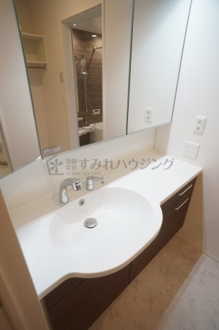 D-room昆陽北の洗面所|参考、同建物・反転間取りの号室