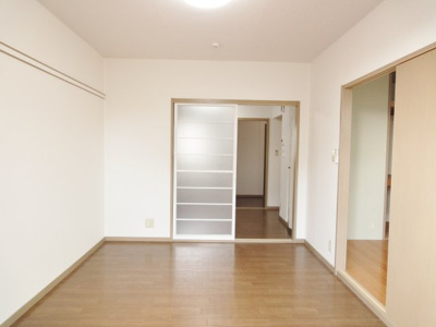 【洋室】 | スーベニール