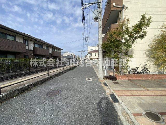 森河内東2丁目中古戸建の前面道路含む現地写真|前面道路含む現地写真です