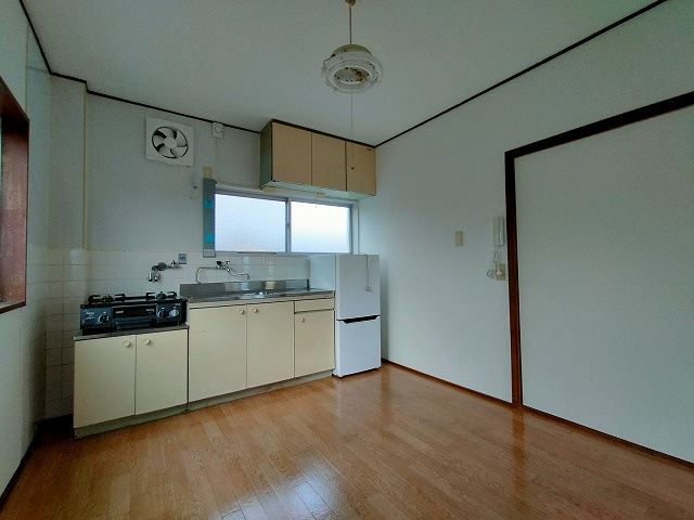 神戸市長田区西山町２丁目の賃貸マンションの居間・リビング|リビング