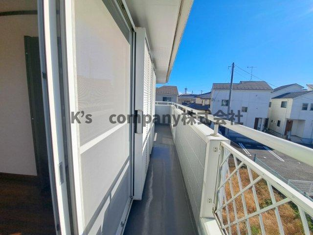 ◎高座郡寒川町一之宮2丁目　中古戸建のバルコニー|２部屋から出入りできるバルコニーです☆