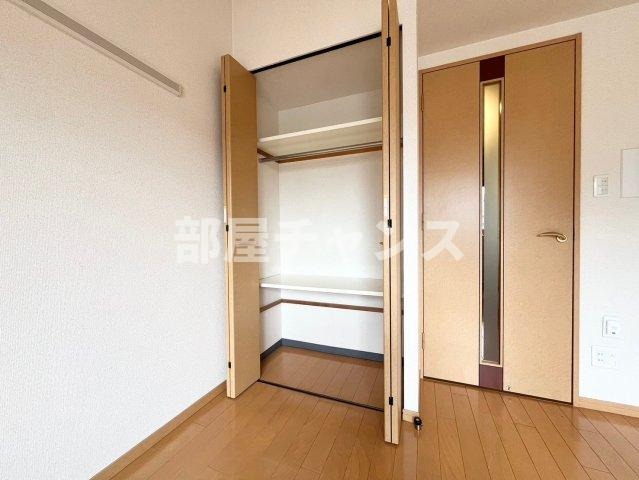 プレサンス鶴舞駅前ブリリアントの収納