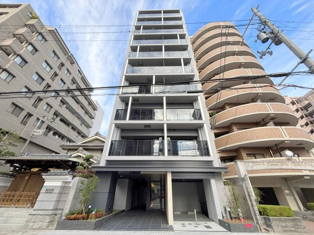 シーズンフラッツ新大阪の外観