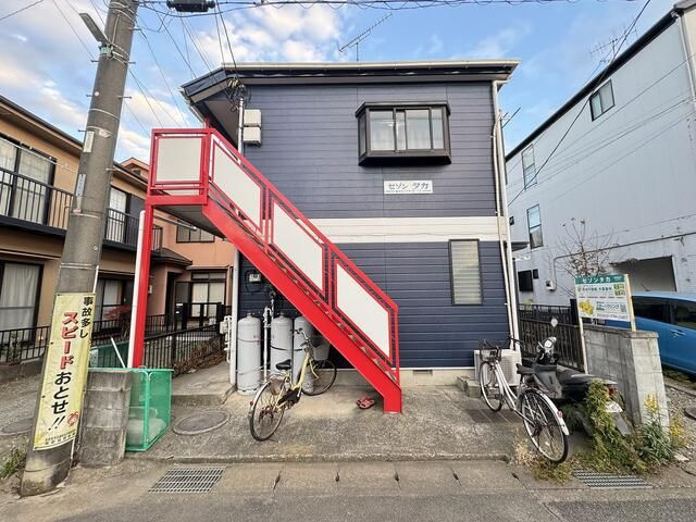 海老名市国分北２丁目　セゾンタカ