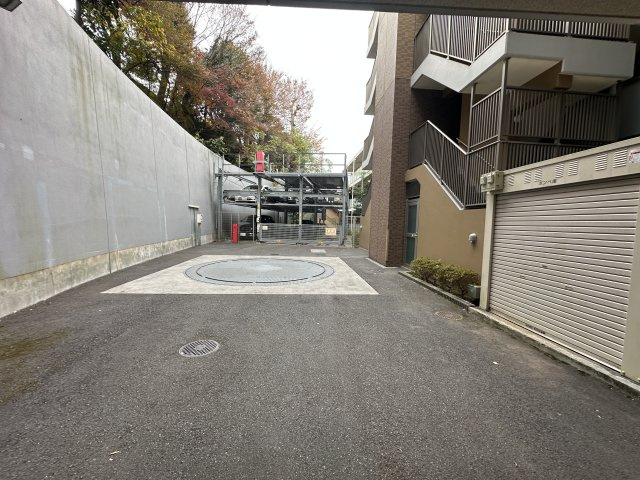 【成約】ライフレビュー大磯の駐車場