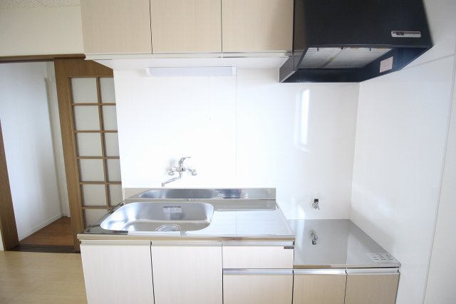 小山市東間々田２丁目のアパート|キッチン（2020年6月撮影）