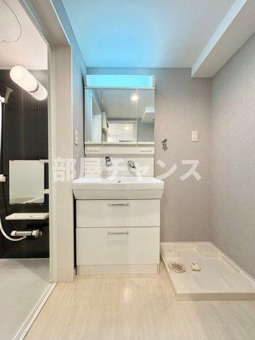 セジョリグラースの独立洗面台