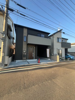 【前面道路含む現地写真】