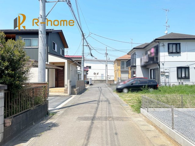 守谷市立沢4期　新築戸建て　1号棟の前面道路含む現地写真|堂々！建物完成♪実際のお部屋をご見学可能です♪
ご見学が一番の資料！お気軽にお問い合わせ下さい♪