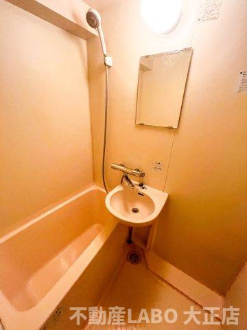 ハーバーライフ市岡の浴室