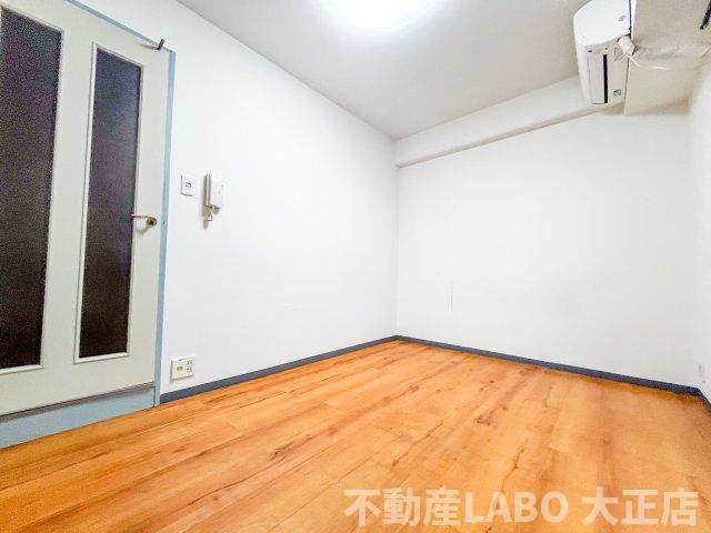 ハーバーライフ市岡の洋室