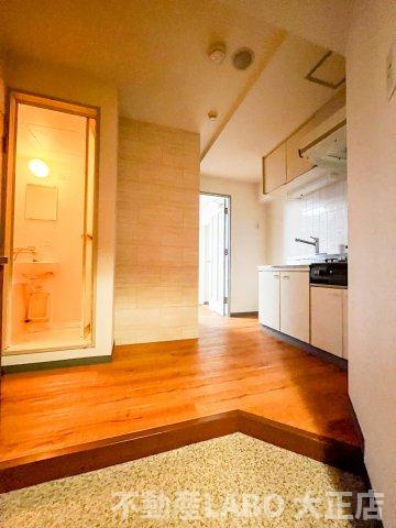 ハーバーライフ市岡の玄関