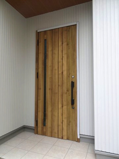【玄関】 | 川西市新田3丁目17の6の1　新築一戸建て