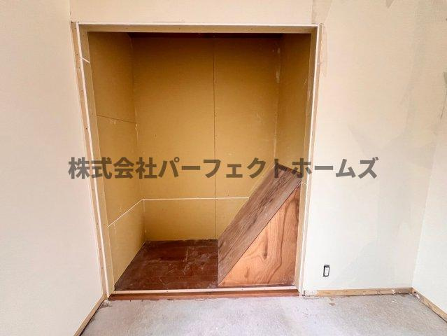仁和寺本町BASE ガレージハウスの収納