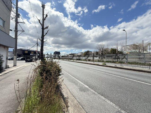 仁和寺本町BASE ガレージハウスの外観