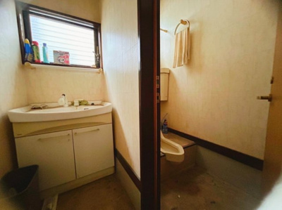 【トイレ】 | 小山市倉庫付き事務所兼住宅