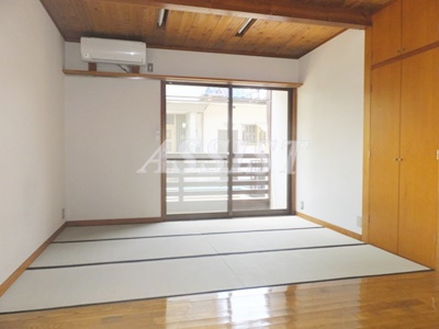 グアルダ1992の居間・リビング