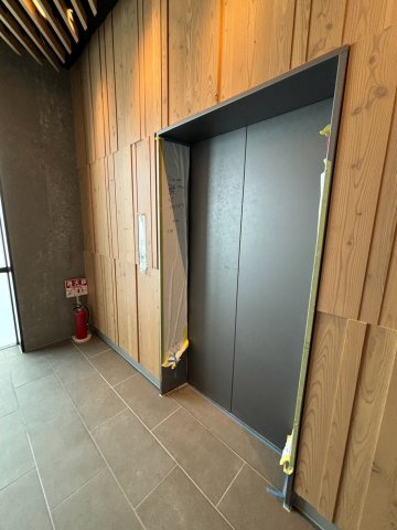 コンフォリア・リヴ本町ＷＥＳＴ Ｑのロビー