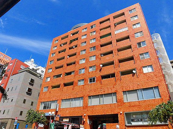 万葉ハイツ元町の外観