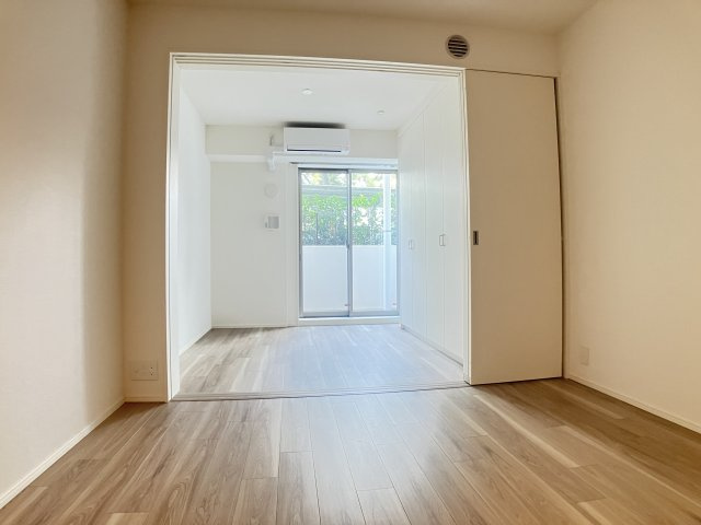 パークアクシス市川の居間・リビング