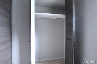 【居間・リビング】 | プレサンスロジェ栄三丁目 | おしゃれな居間です