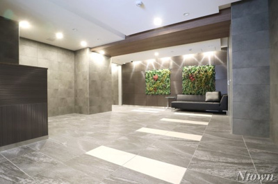 【ロビー】 | プレサンスロジェ栄三丁目 | 落ち着いたロビーです