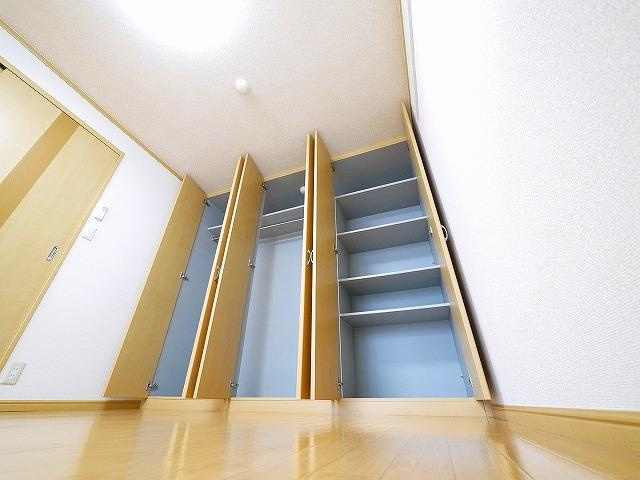 アスールの収納|小物を収納するのに便利です