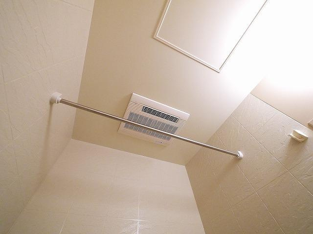 アスールの設備|浴室乾燥付き
