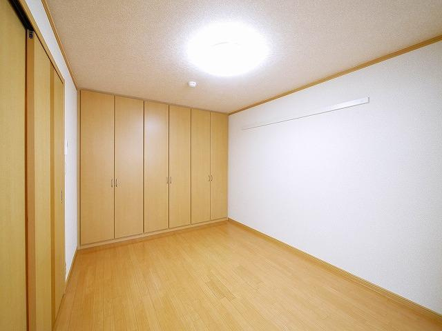 アスールの洋室|きれいな洋室です