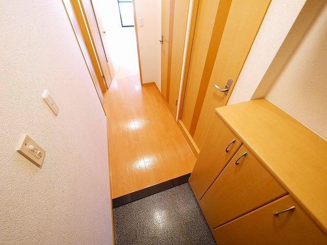 アスールの玄関|毎日通る玄関はこちらです
