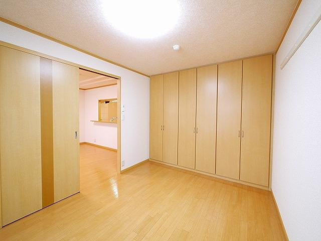 アスールの洋室|きれいな洋室です
