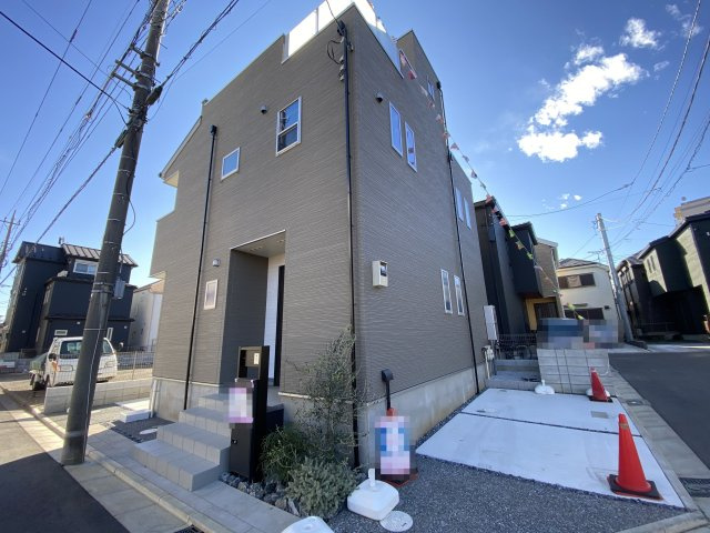 清瀬市中里5丁目　の外観|駐車スペース込み