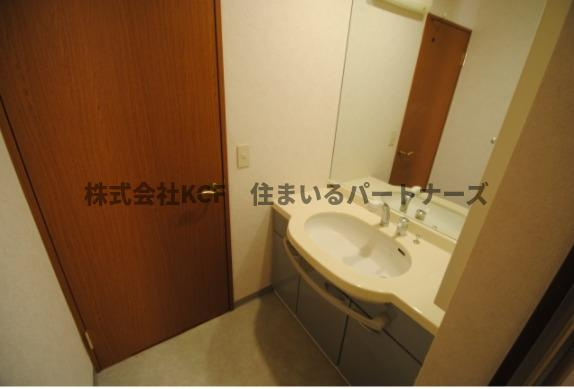 モントーレ久留米セントラルパークの独立洗面台|独立洗面台あり、毎朝おしゃれに忙しい女性の方におすすめです