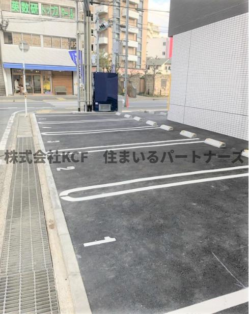 モアプラス西鉄久留米駅前の駐車場|駐車場があるので、車を買う予定の方も安心です