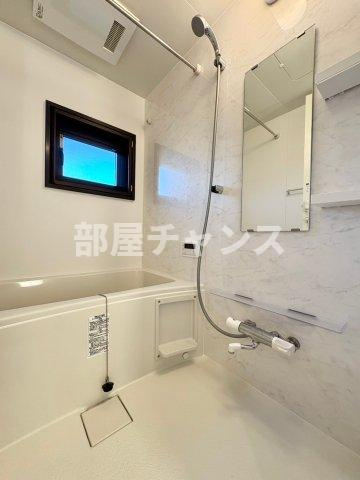 ヴィラエーデル名駅の浴室