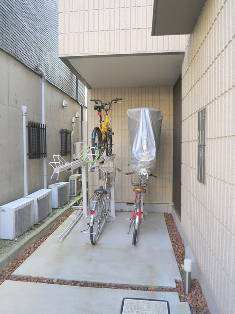 Ａｎｅｓｙｓ坂上のエントランス|☆駐輪場☆