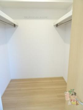 ラウレア福田　Ａの収納|ウォークインクローゼット