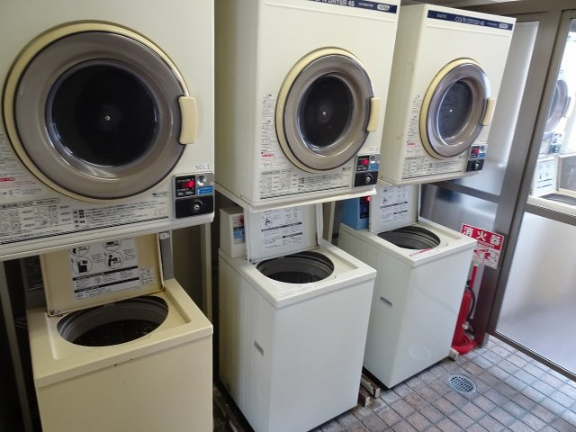 ロマネスク通町のランドリースペース
