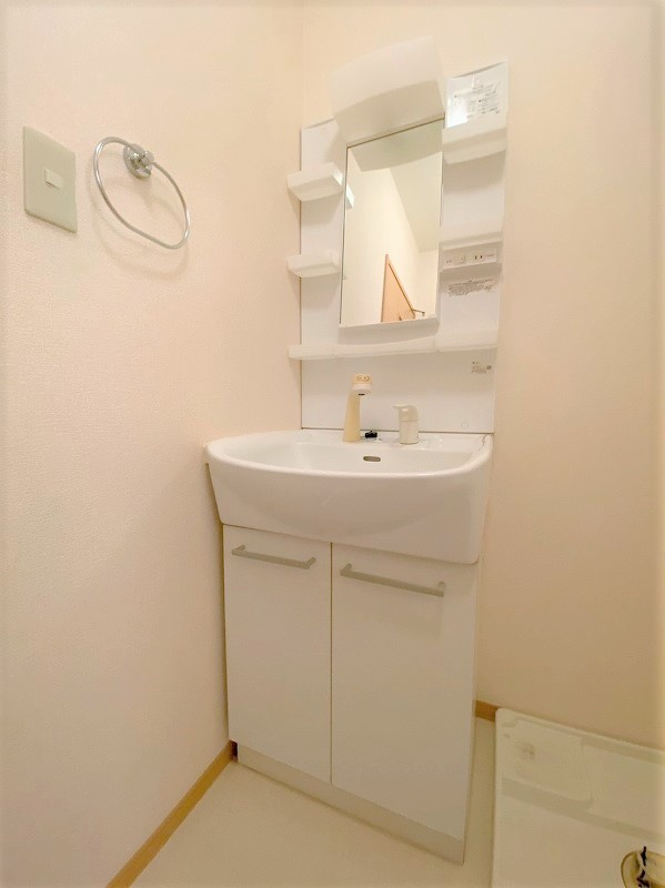 アジュールＢの独立洗面台