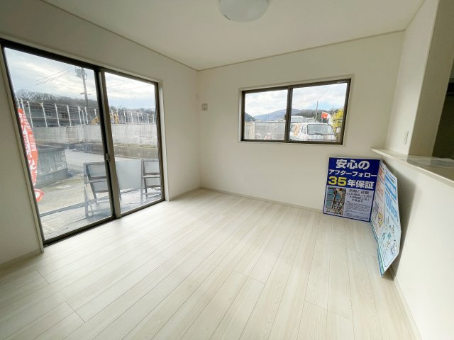 中古戸建・未入居戸建　いわき市内郷内町前田　内町小・内郷第二中の居間・リビング