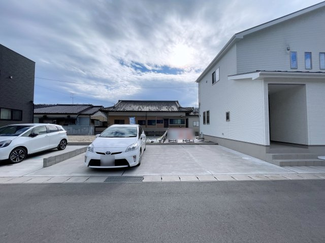 中古戸建・未入居戸建　いわき市内郷内町前田　内町小・内郷第二中の駐車場