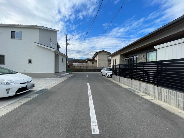 中古戸建・未入居戸建　いわき市内郷内町前田　内町小・内郷第二中の前面道路含む現地写真