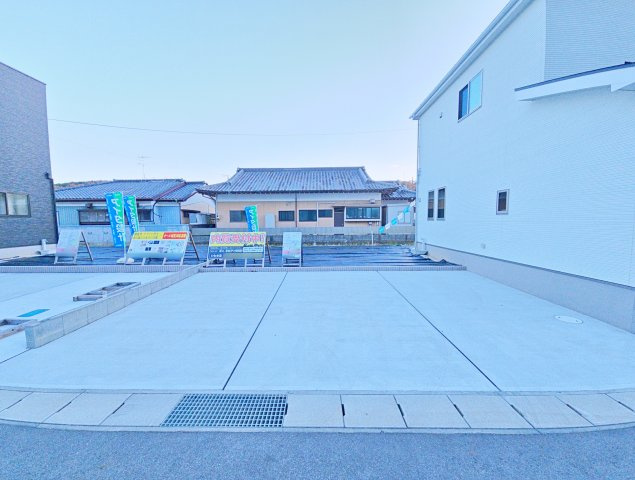 新築戸建・建売　いわき市内郷内町前田　AiTOWN　全4棟の駐車場