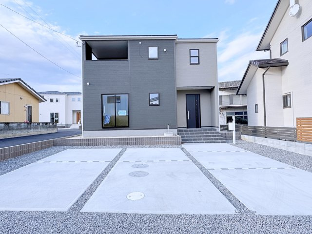 いわき市内郷宮町1期　Livele Garden　全3棟の外観