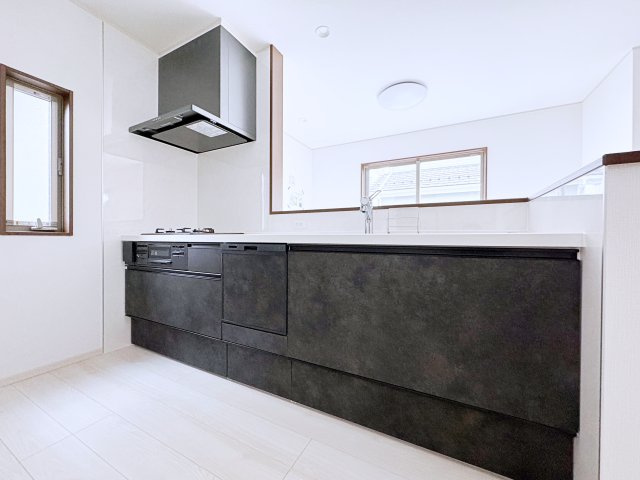 いわき市平幕ノ内　AiTOWN　全21棟のキッチン|食器洗乾燥機付きのキッチンで家事の時短と快適な生活を実現できます！