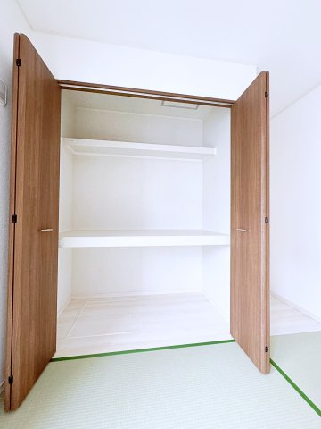 いわき市平幕ノ内　AiTOWN　全21棟の収納|奥行のある収納なので布団など収納しても余裕！