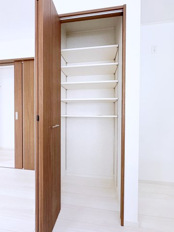 いわき市平幕ノ内　AiTOWN　全21棟の収納|可動棚付きなので物の大きさによって高さを変えられるので便利！