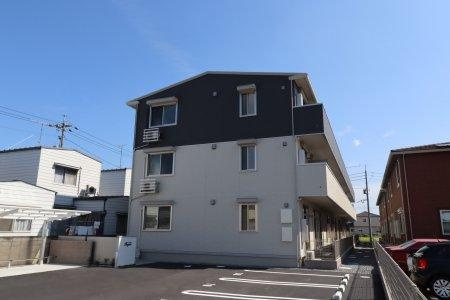 プレガーレの外観|外観写真（昼）